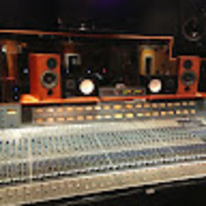 Meet your Posher, Ajia